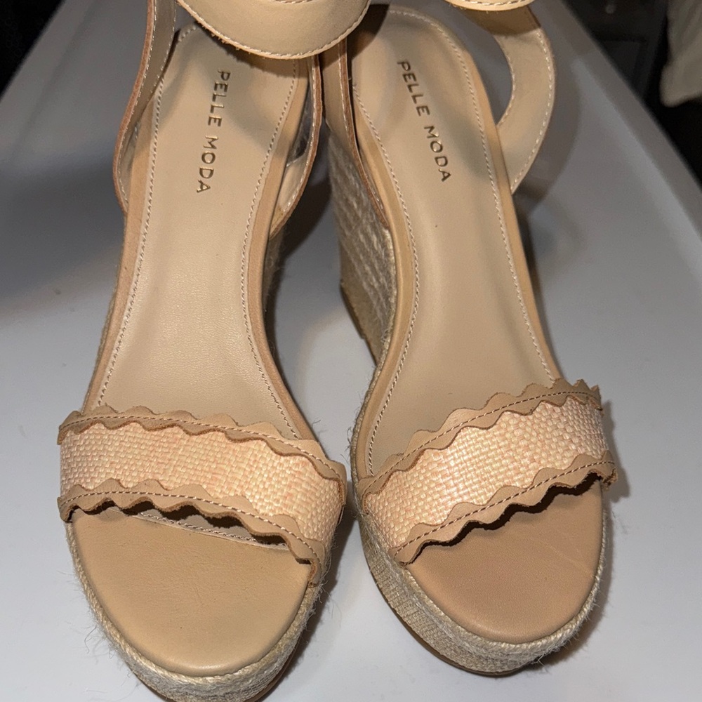 Pelle Moda Pink Raffia Wedge Sandals | 8.5 | NWT